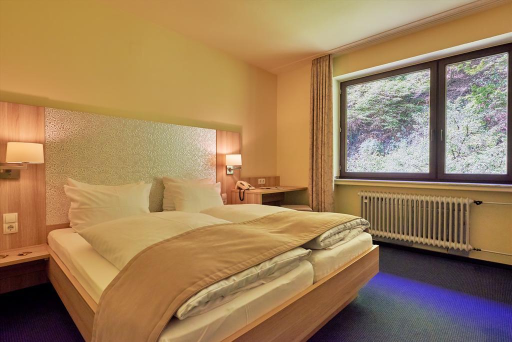 קוכם Moselromantik Hotel Weissmuehle מראה חיצוני תמונה
