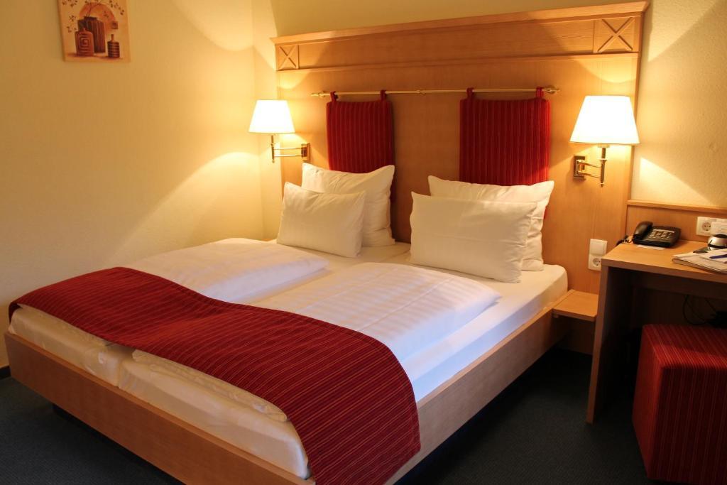 קוכם Moselromantik Hotel Weissmuehle חדר תמונה